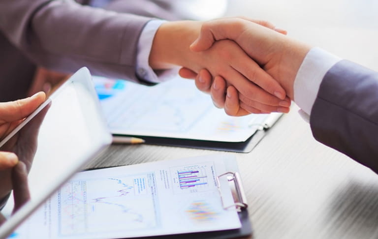 so sánh vay tín chấp và vay thế chấp